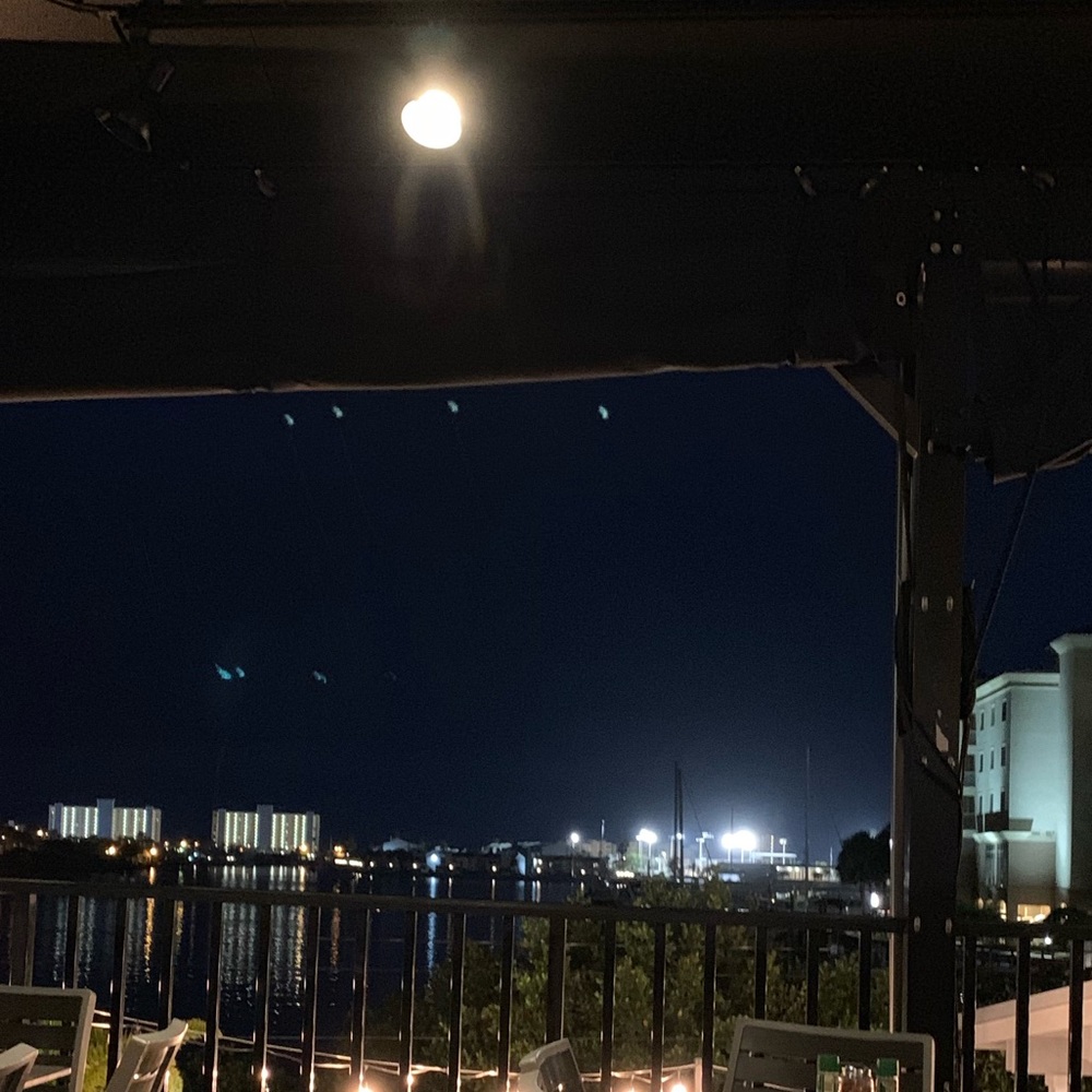 Meet your Posher, Sky